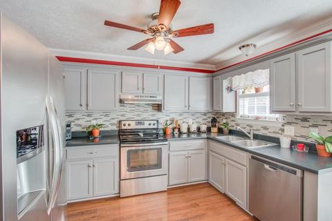 1122 Hillside Dr, Springfield, TN 37172 photo 7