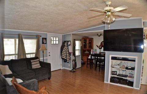 1111 E Main St, Dowelltown, TN 37059 photo 3