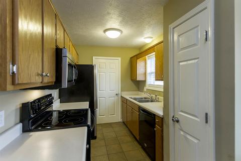 1214 Hillside Dr, Springfield, TN 37172 photo 11