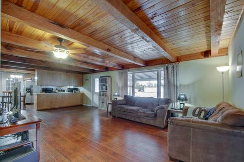 969 Pack Rd, White Bluff, TN 37187 photo 4