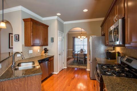 1625 Robindale Dr, Hermitage, TN 37076 photo 9