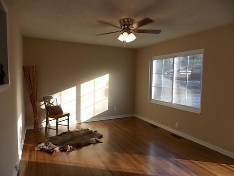 107 Hogin Rd, Dickson, TN 37055 photo 11