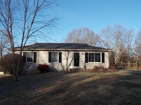 107 Hogin Rd, Dickson, TN 37055 photo 1