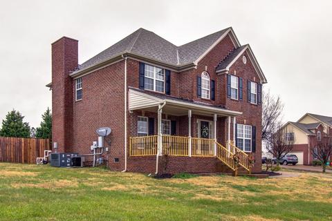 103 Meadowood Loop, Burns, TN 37029 photo 2