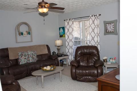 1236 Hillside Dr, Springfield, TN 37172 photo 4