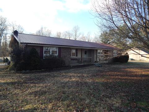 2134 Sunset Dr, White Bluff, TN 37187 photo 1