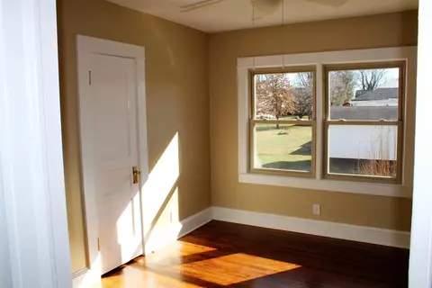 203 W Broad St, Decherd, TN 37324 photo 9