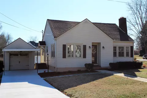 203 W Broad St, Decherd, TN 37324 photo 1