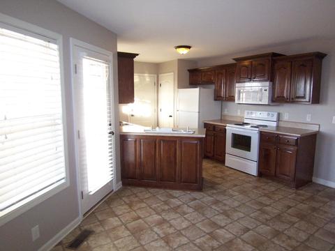 522 Polo Ln, Springfield, TN 37172 photo 4
