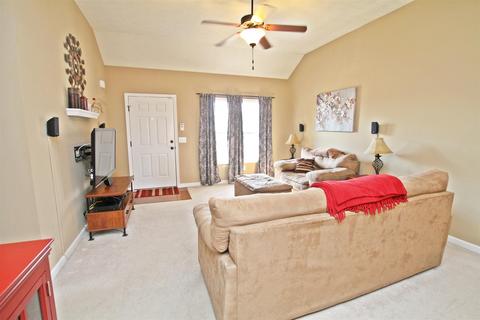 606 Berry Cir, Springfield, TN 37172 photo 6