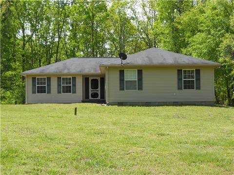 644 Parrish Ln, Mc Ewen, TN 37101 photo 1