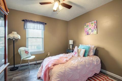 1006 Robert Ct, Dickson, TN 37055 photo 13