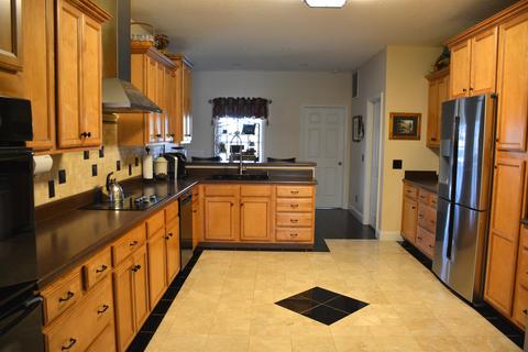 1008 Fairways Dr, Greenbrier, TN 37073 photo 7