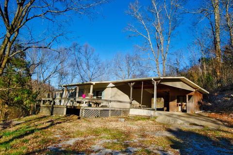 1974 Lawrence Branch Rd, Beechgrove, TN 37018 photo 2