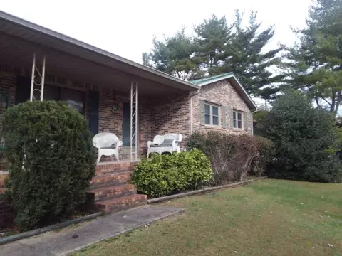 100 Lakeview Dr, Decherd, TN 37324 photo 21