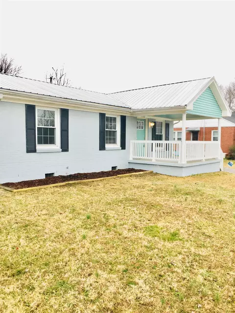 1102 5th Ave, Springfield, TN 37172 photo 1