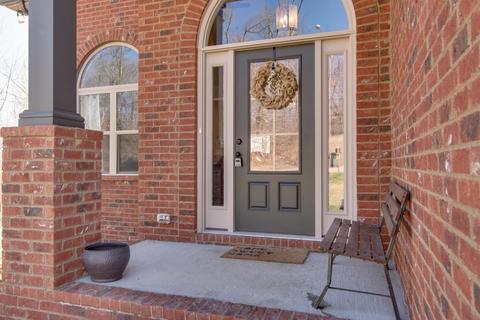 222 Stephen St, Dickson, TN 37055 photo 2