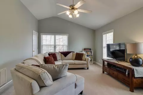 1523 Halifax Dr, Spring Hill, TN 37174 photo 11