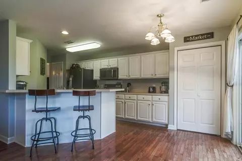 1523 Halifax Dr, Spring Hill, TN 37174 photo 9