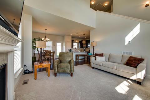 1086 Achiever Cir, Spring Hill, TN 37174 photo 7