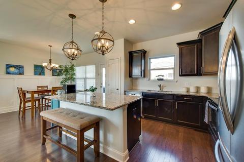 1086 Achiever Cir, Spring Hill, TN 37174 photo 12