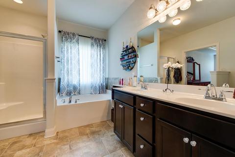 1086 Achiever Cir, Spring Hill, TN 37174 photo 16