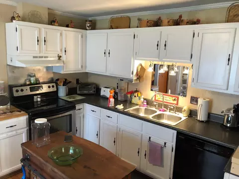 2404 Allison Ln, Springfield, TN 37172 photo 4