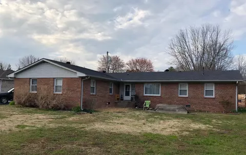 2404 Allison Ln, Springfield, TN 37172 photo 1