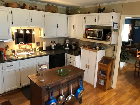 2404 Allison Ln, Springfield, TN 37172 photo 5