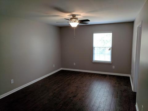 911 17th Ave E, Springfield, TN 37172 photo 2