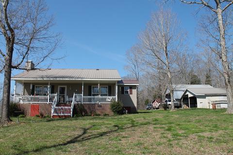 152 Wolf Creek Rd, Centerville, TN 37033 photo 3