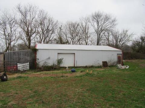 6210 Lakeview Rd, Springfield, TN 37172 photo 17