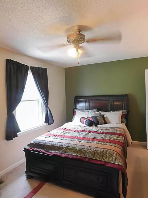 1036 Silver Point Dr, Murfreesboro, TN 37130 photo 14