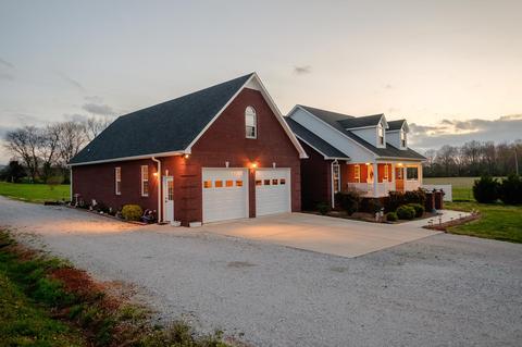 322 Dabbs Rd, Decherd, TN 37324 photo 2