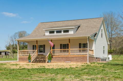 369 Wolf Hill Rd, Bethpage, TN 37022 photo 2