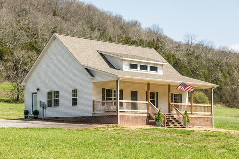 369 Wolf Hill Rd, Bethpage, TN 37022 photo 1