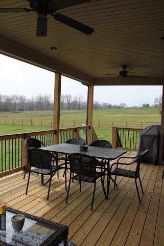 1066 Myatt Loop Rd, Burns, TN 37029 photo 5