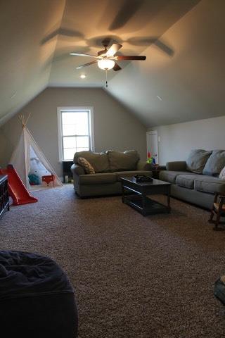 1066 Myatt Loop Rd, Burns, TN 37029 photo 25