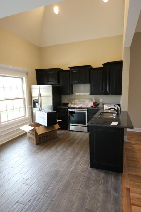 2940 Lightning Bug Dr, Murfreesboro, TN 37129 photo 5