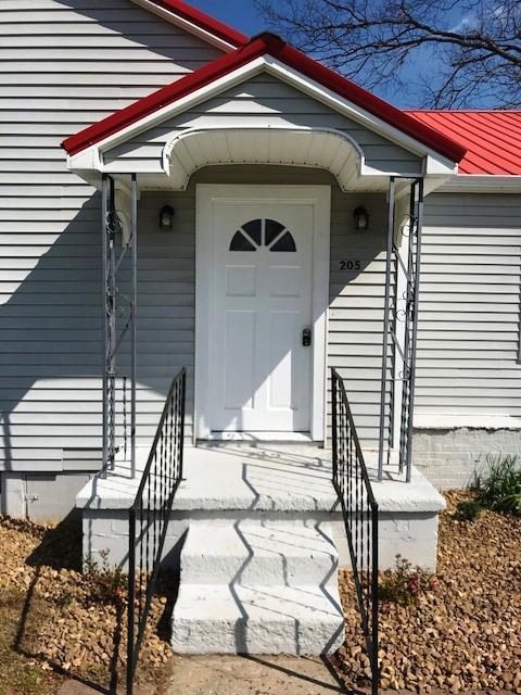 205 Powell St, Decherd, TN 37324 photo 2