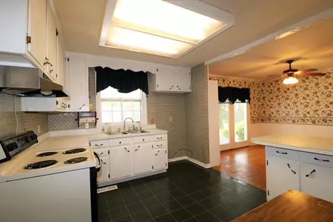 1602 Bartway Dr, Murfreesboro, TN 37130 photo 7