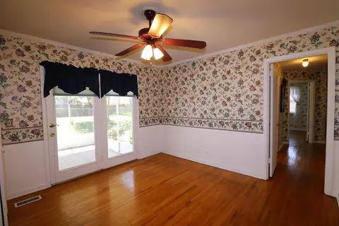 1602 Bartway Dr, Murfreesboro, TN 37130 photo 6