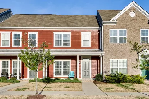 2048 Hemlock Dr, Spring Hill, TN 37174 photo 1
