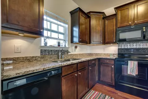 2048 Hemlock Dr, Spring Hill, TN 37174 photo 11