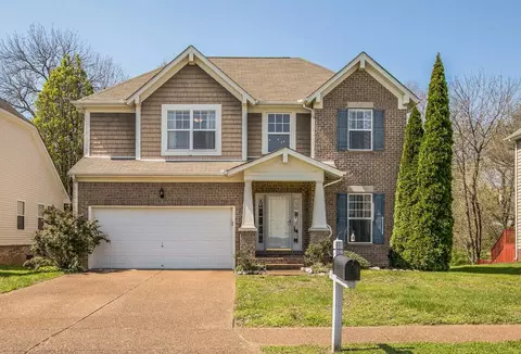1409 Bern Dr, Spring Hill, TN 37174 photo 1