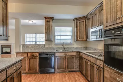 1409 Bern Dr, Spring Hill, TN 37174 photo 11