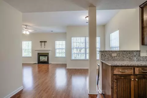 1409 Bern Dr, Spring Hill, TN 37174 photo 6