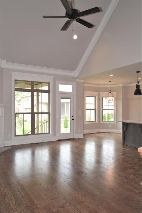 1024 Alpaca Dr, Spring Hill, TN 37174 photo 4
