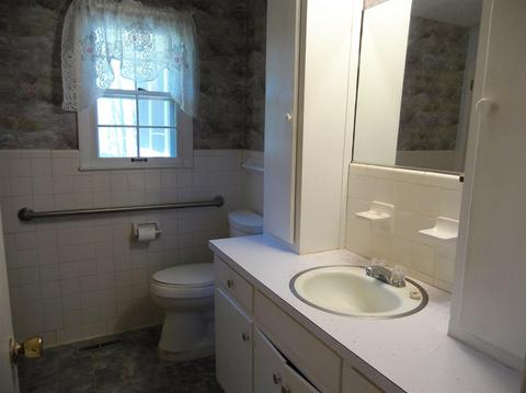 1252 E Grinders Switch Rd, Centerville, TN 37033 photo 10
