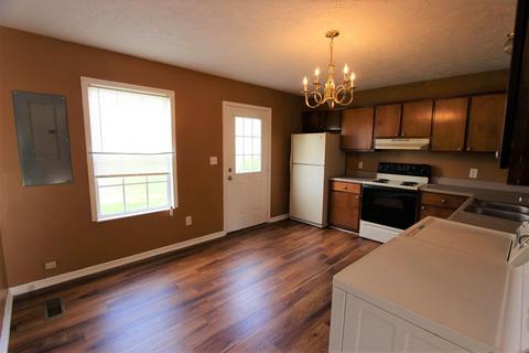 108 Lee Cir, Dover, TN 37058 photo 9
